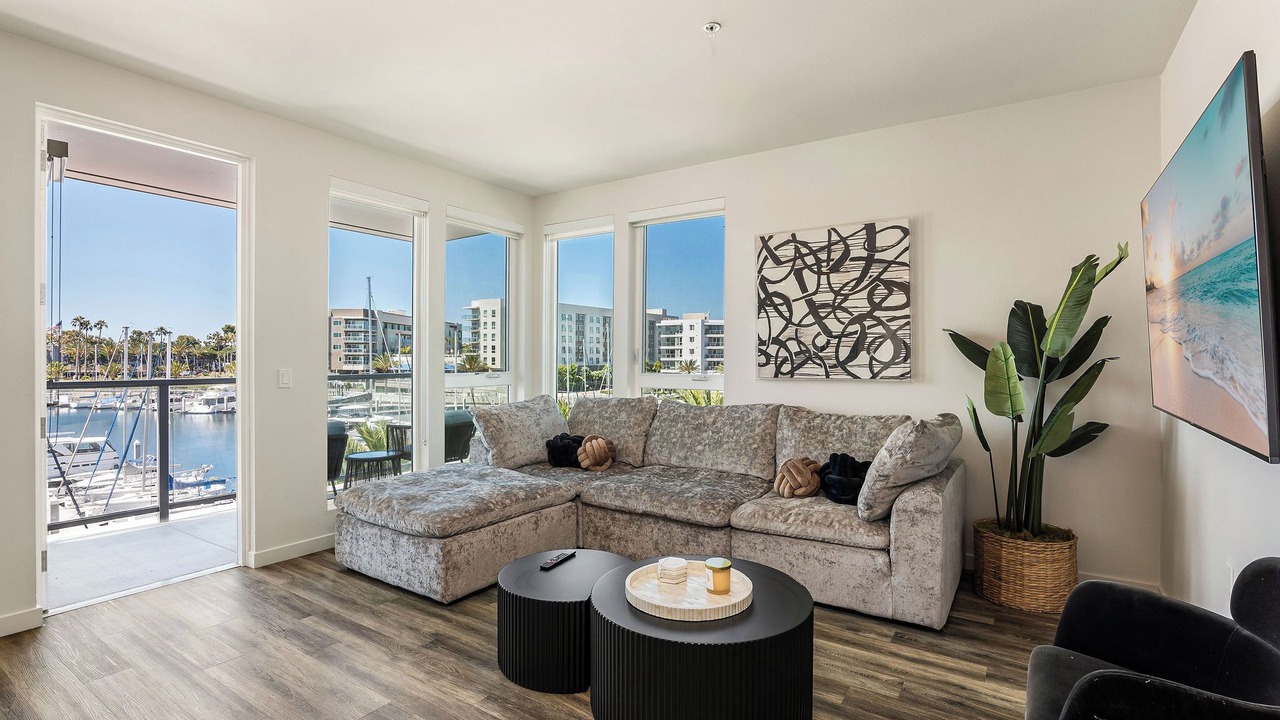 Photo of Livingroom in Marina Peninsula