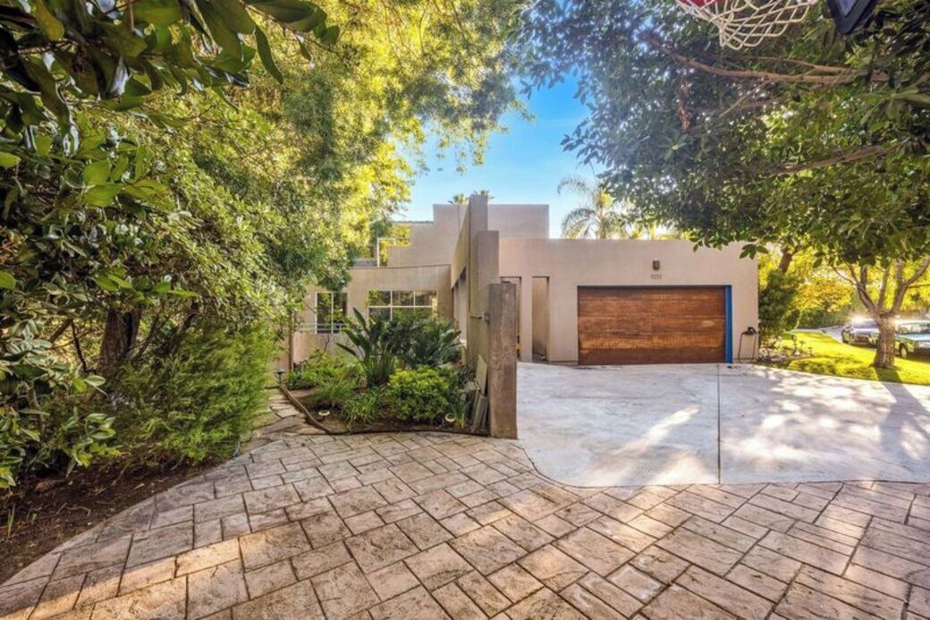 Photo of Outdoor in Altadena