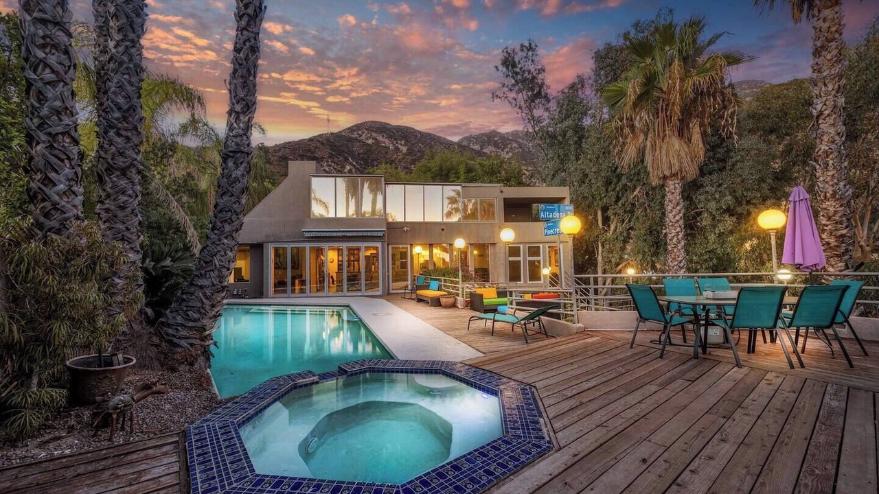 Photo of Outdoor in Altadena