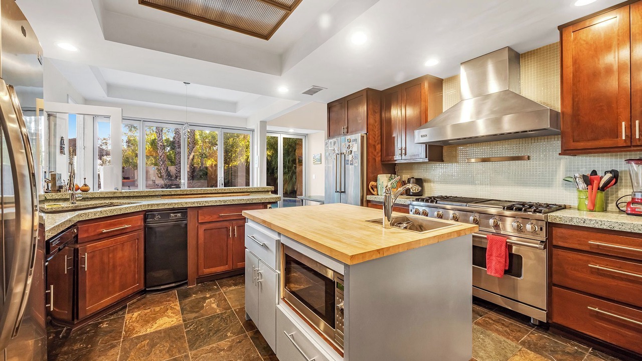 Photo of Kitchen in Altadena