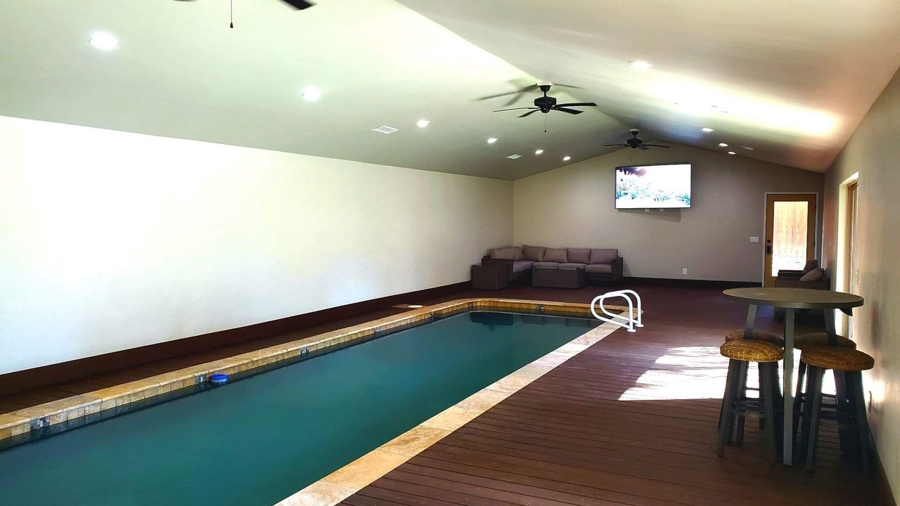 Photo of Outdoor in Summit Estates