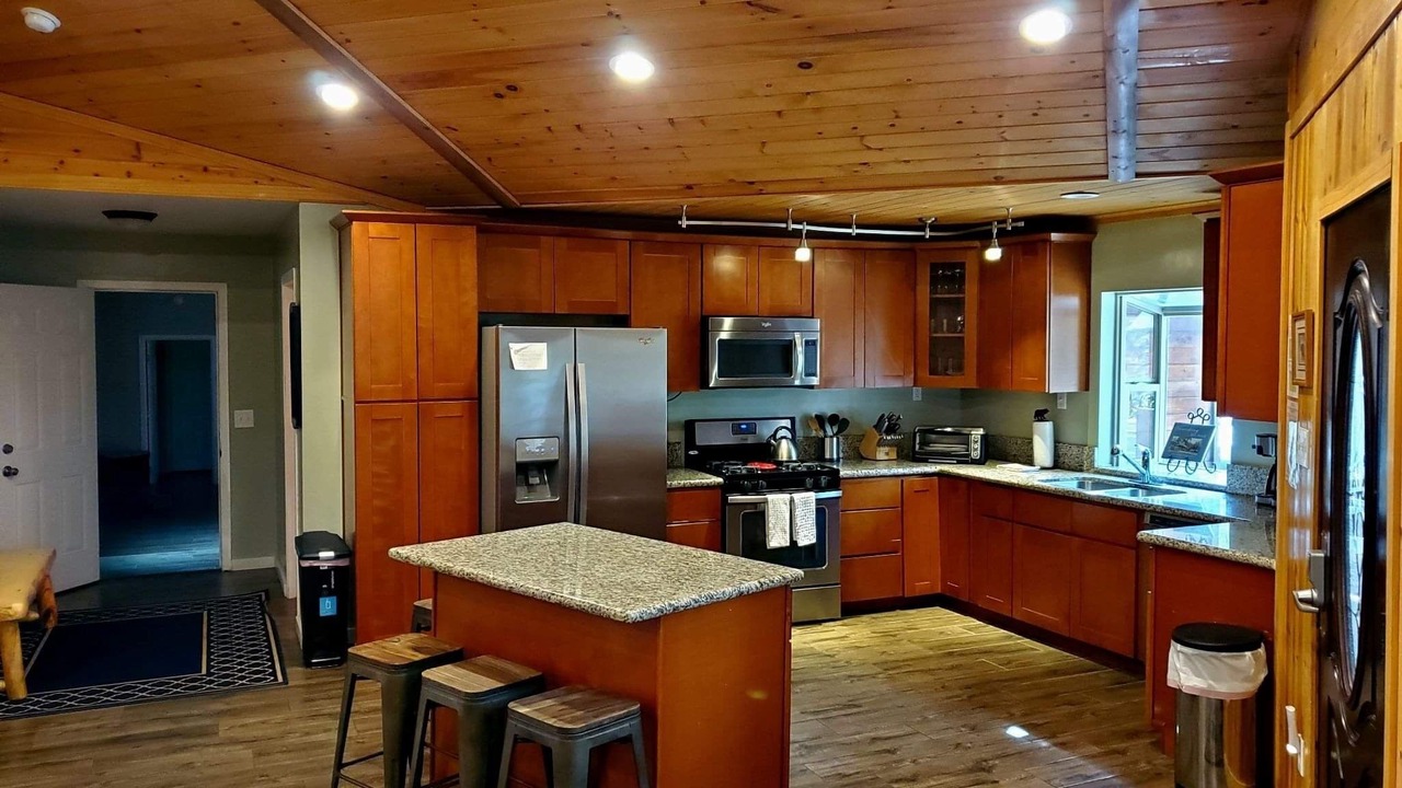 Photo of Outdoor in Summit Estates
