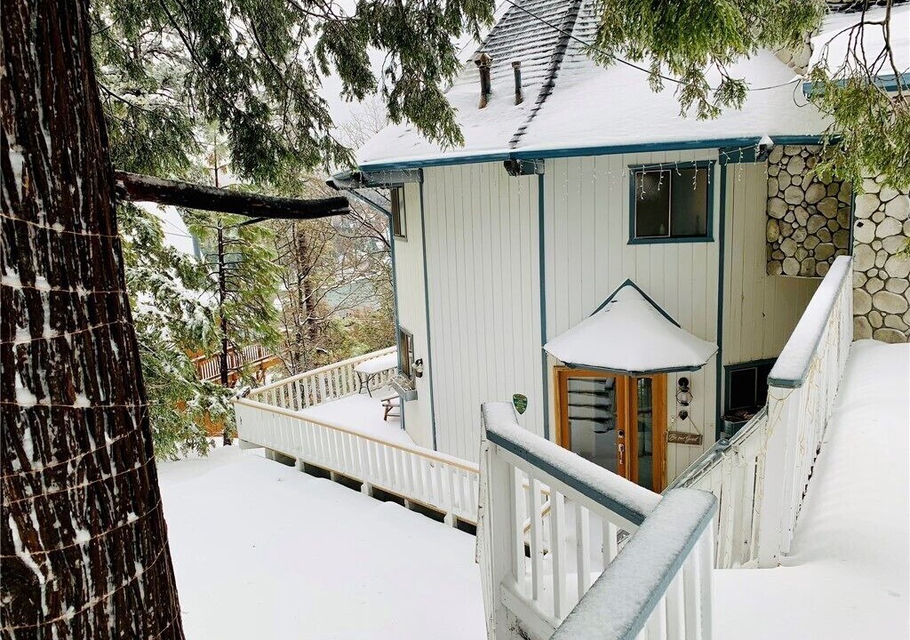 Photo of Outdoor in Lake Arrowhead