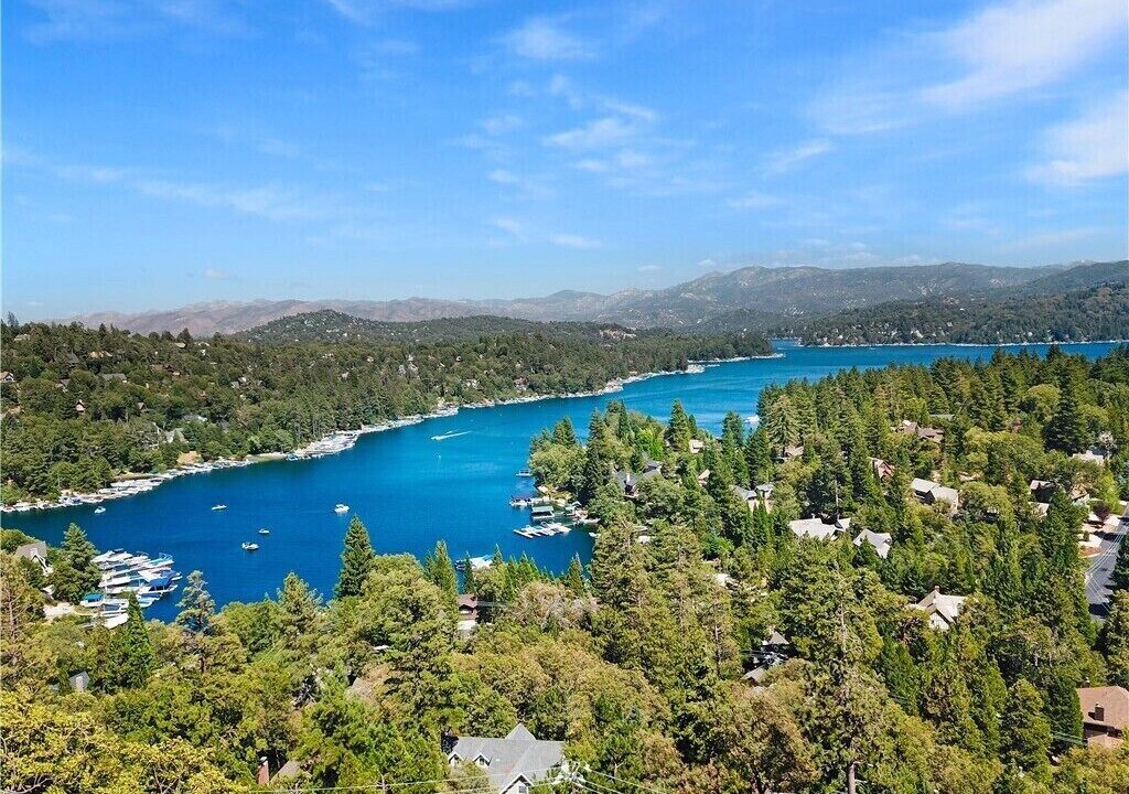 Photo of Outdoor in Lake Arrowhead