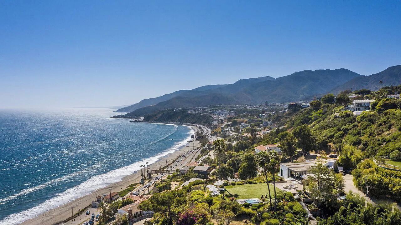 Photo of Others in Pacific Palisades