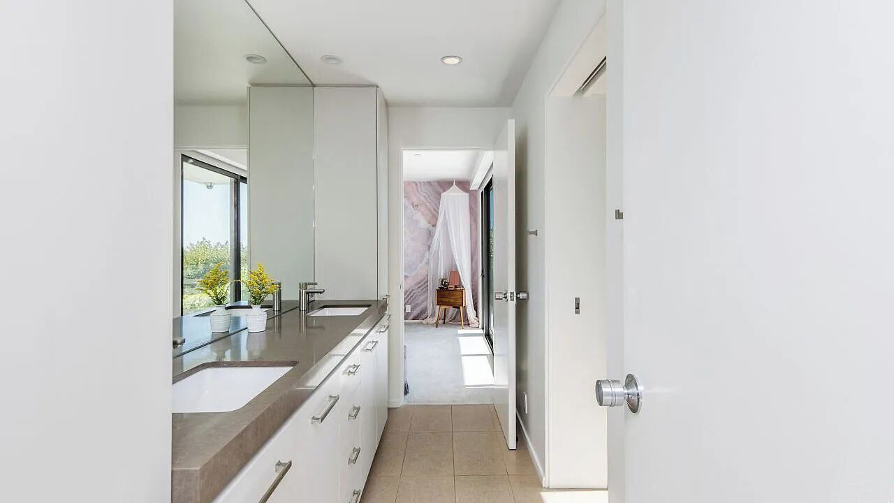 Photo of Bathroom in Pacific Palisades