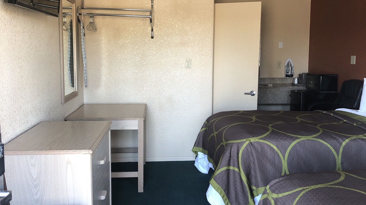Photo of Bedroom in Brawley
