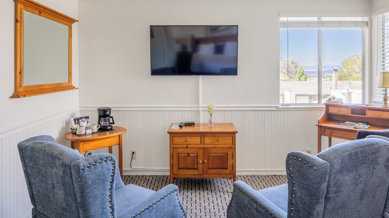 Photo of Livingroom in Northwest Carmel