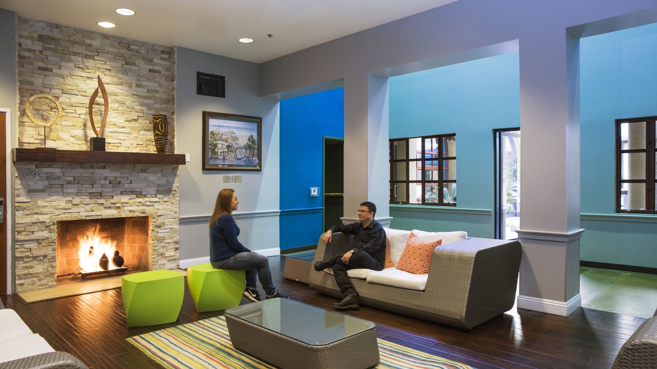 Photo of Livingroom in Downtown