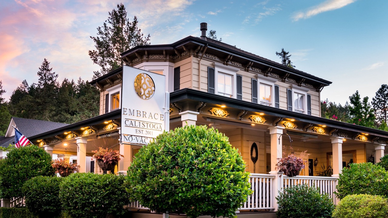 Photo of Buildings in Calistoga