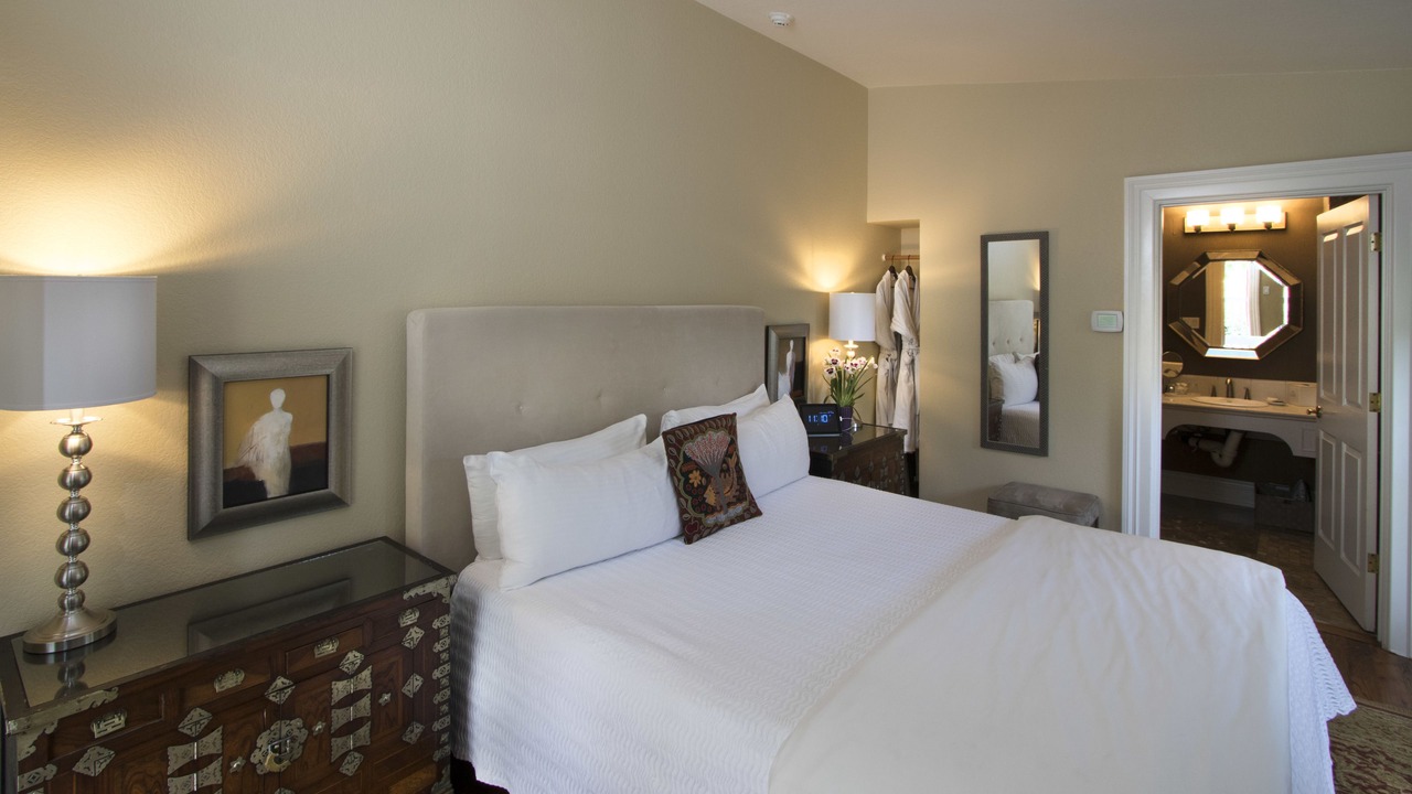 Photo of Bedroom in Calistoga