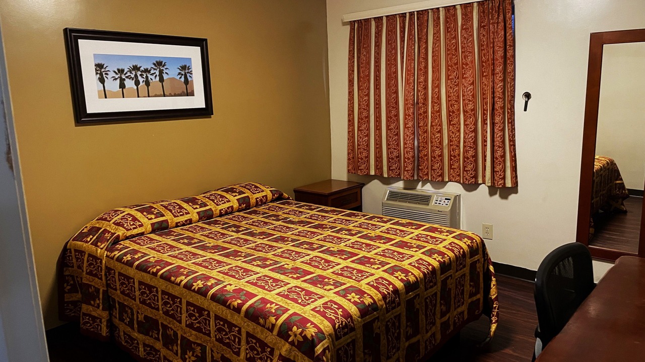 Photo of Bedroom in Huntington Park