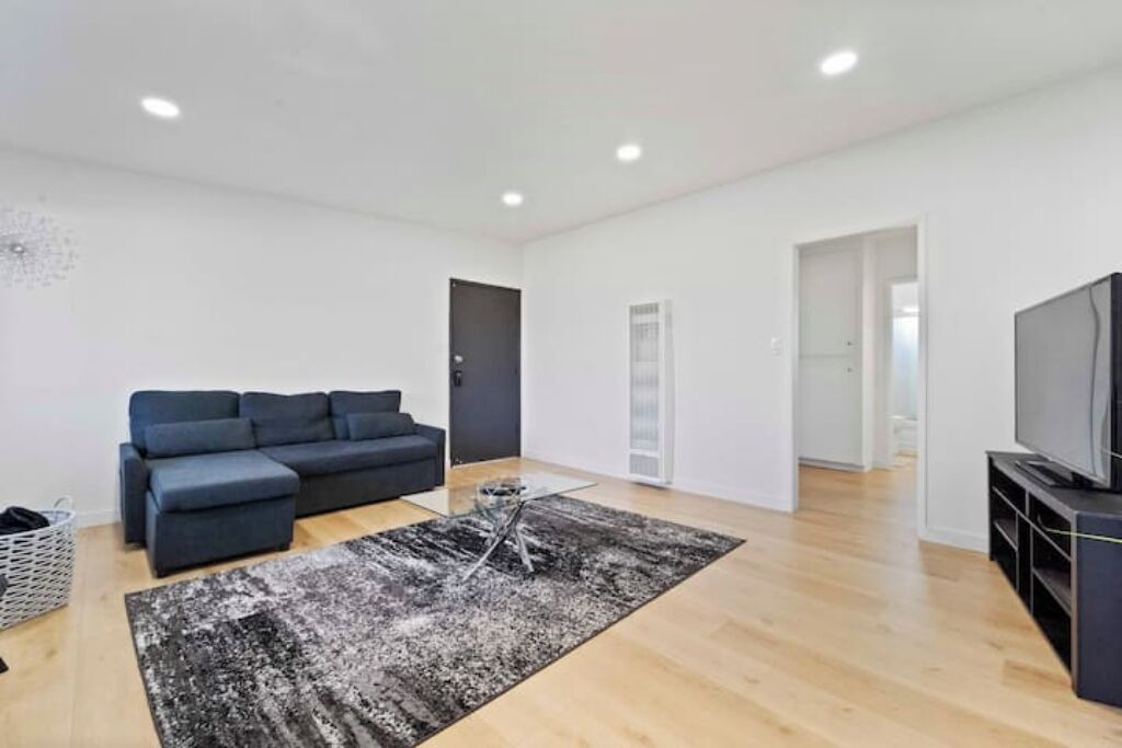 Photo of Livingroom in Norwalk