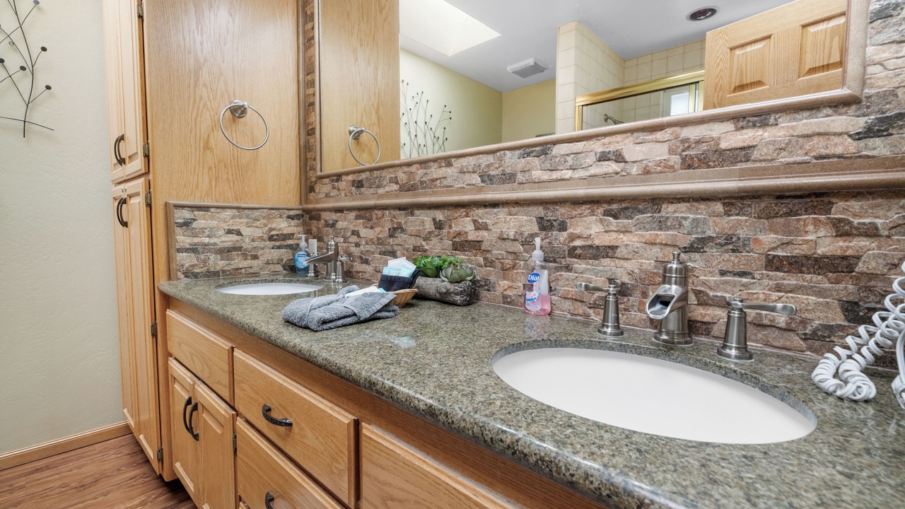 Photo of Bathroom in Eagle Mountain Estates