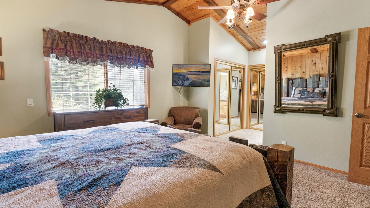 Photo of Bedroom in Eagle Mountain Estates