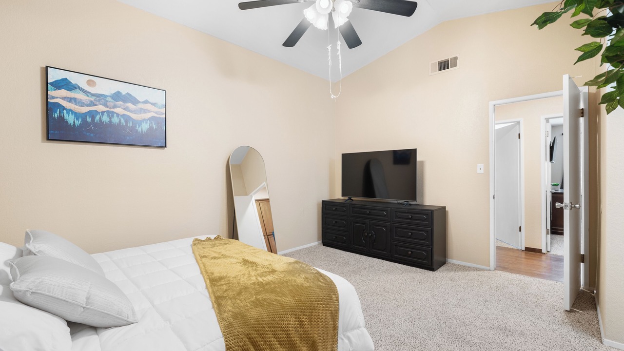 Photo of Bedroom in Pumpkin Center