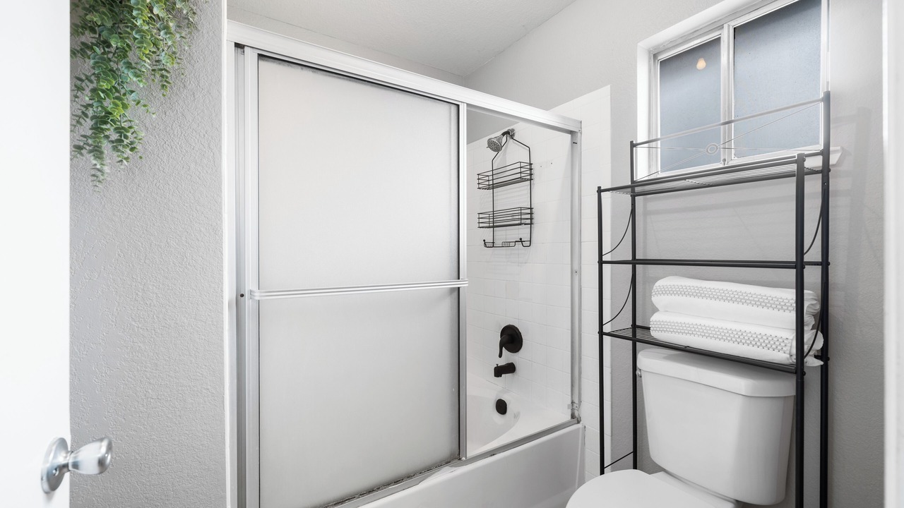 Photo of Bathroom in Pumpkin Center
