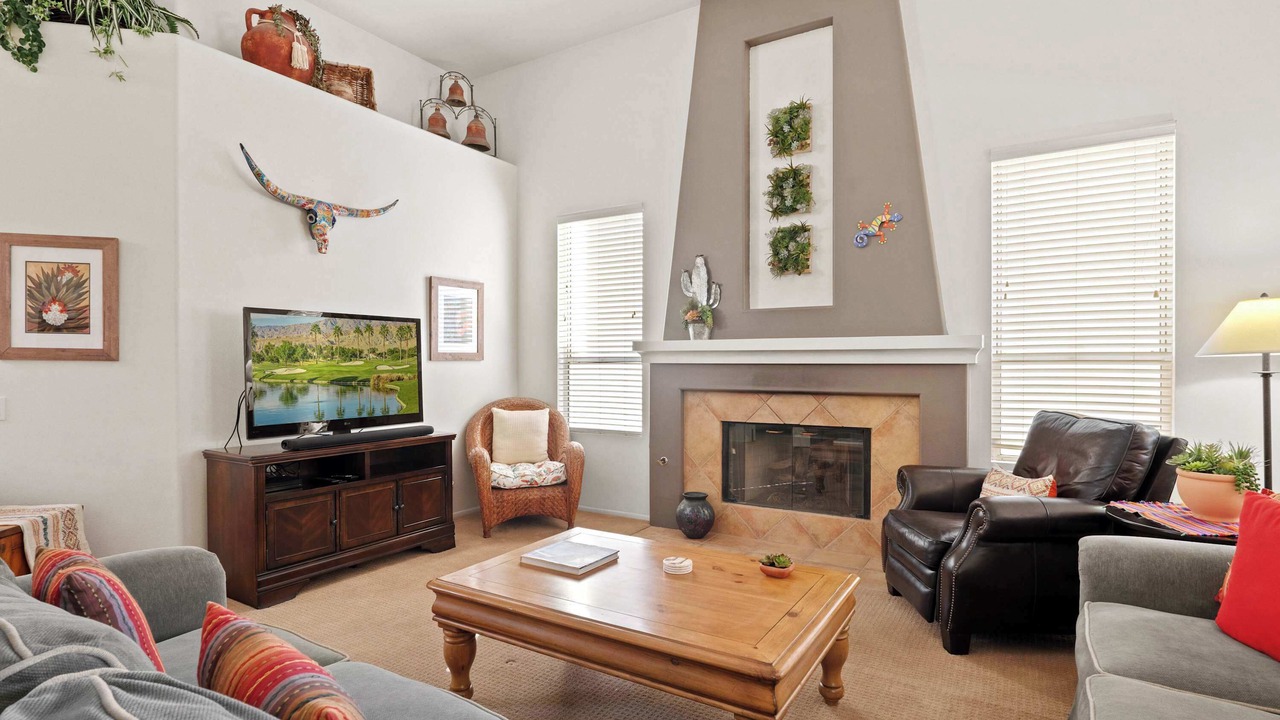 Photo of Livingroom in Cathedral City