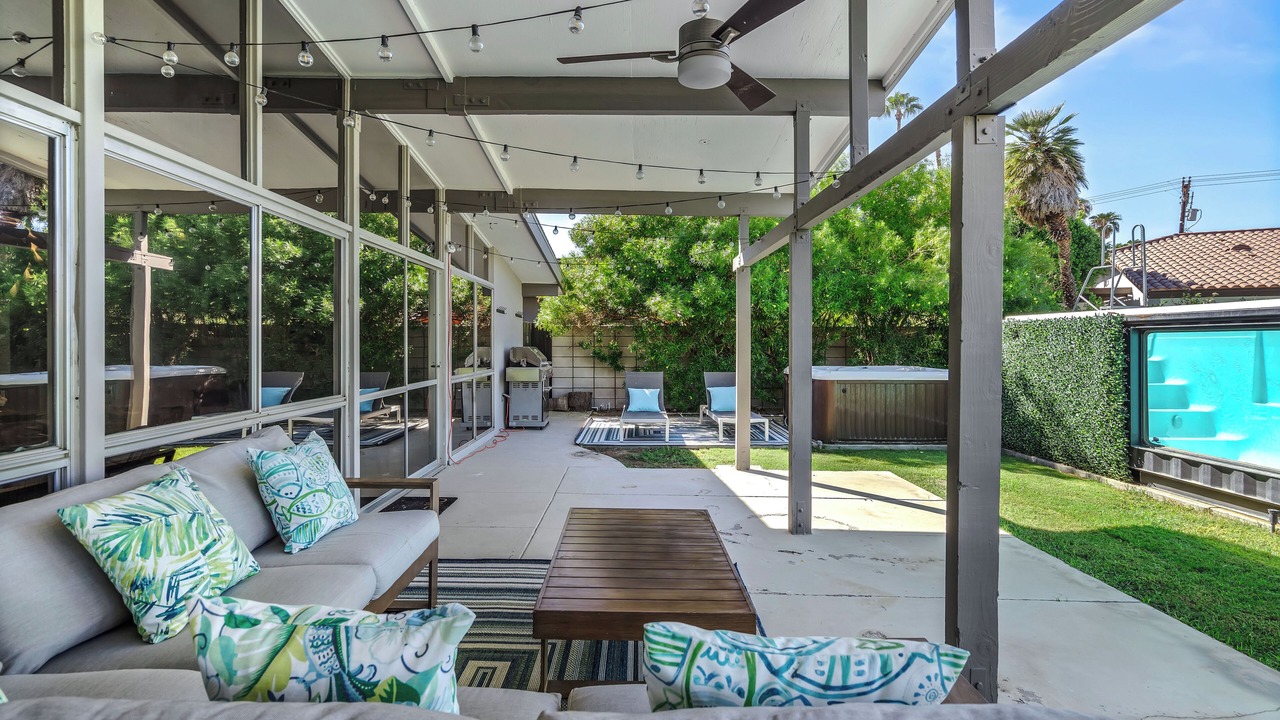 Photo of Patio Balcony in Palm Desert