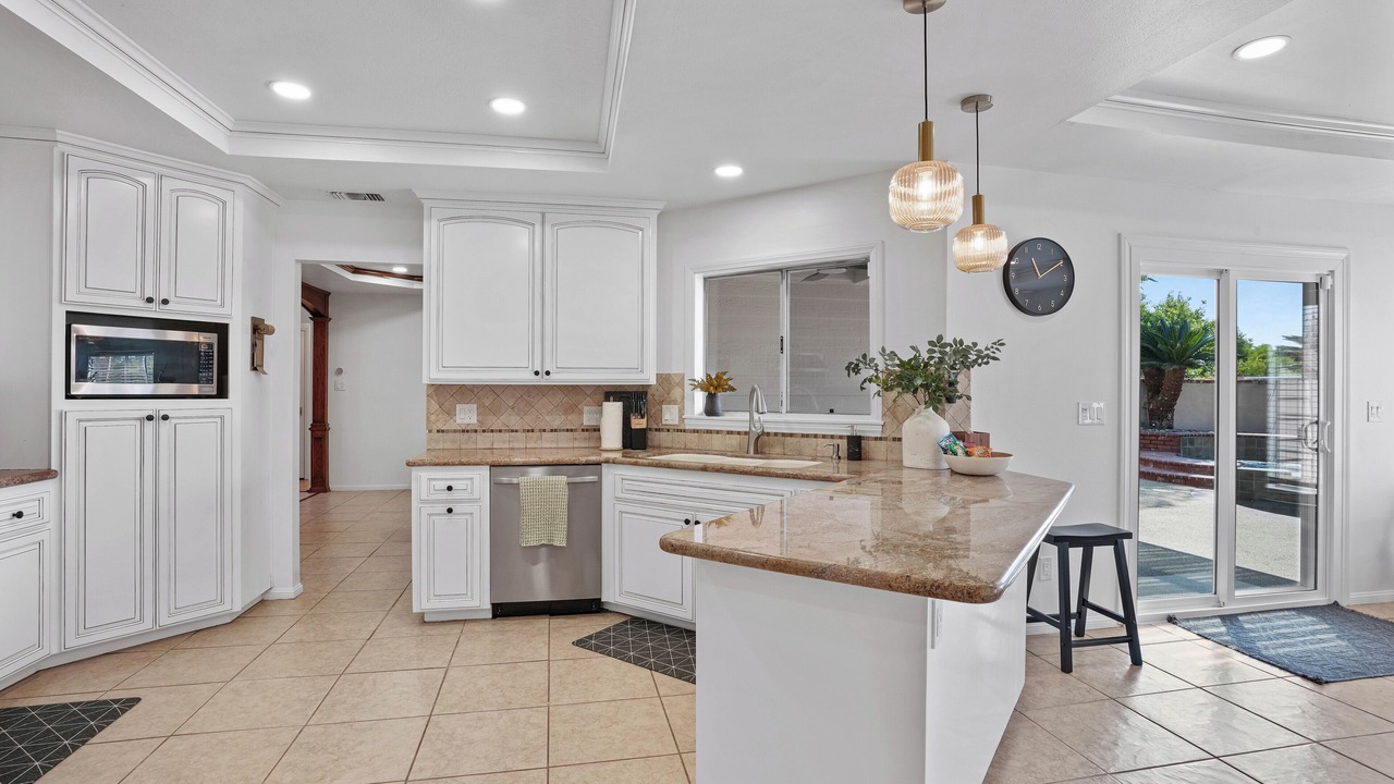 Photo of Kitchen in Southeast Anaheim