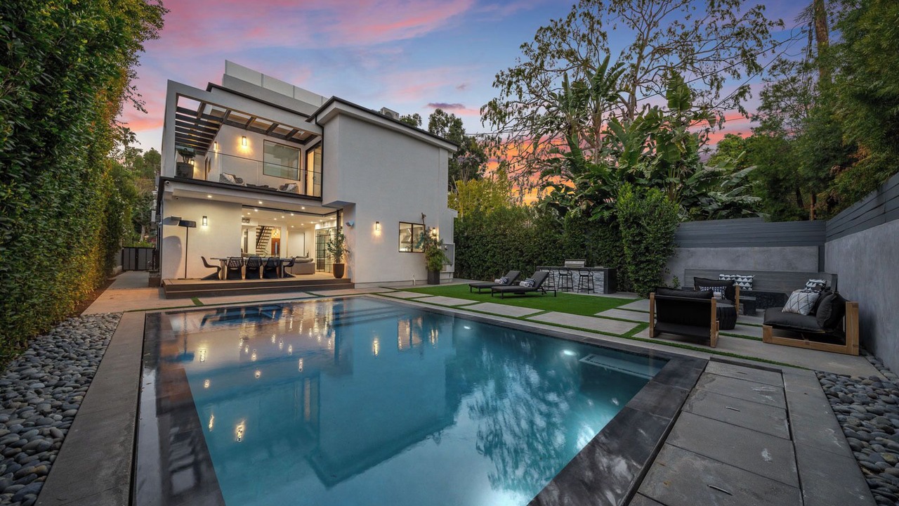 Photo of Outdoor in Sherman Oaks