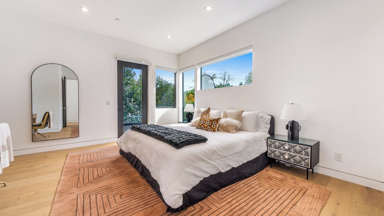 Photo of Bedroom in Sherman Oaks