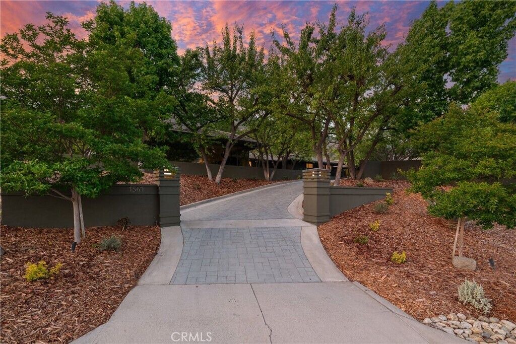Photo of Outdoor in Altadena