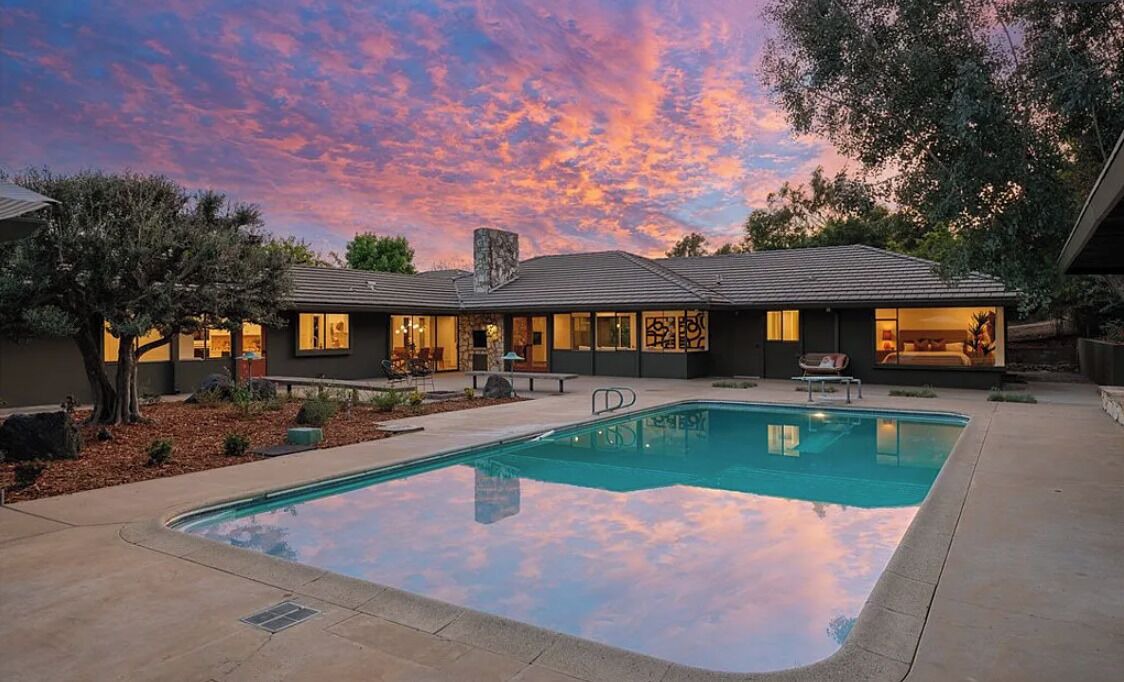 Photo of Outdoor in Altadena