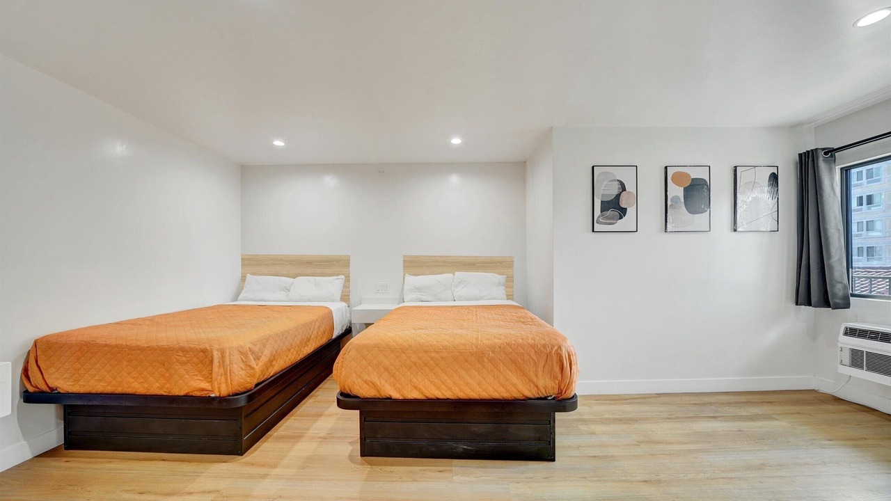 Photo of Bedroom in Bell