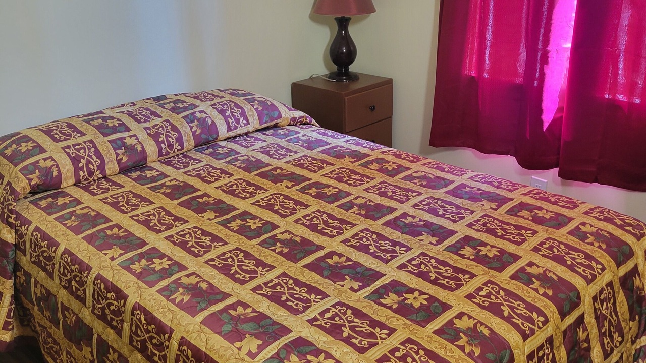 Photo of Bedroom in Huntington Park