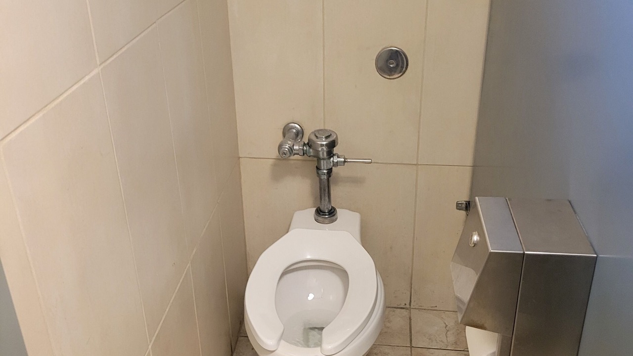 Photo of Bathroom in Huntington Park