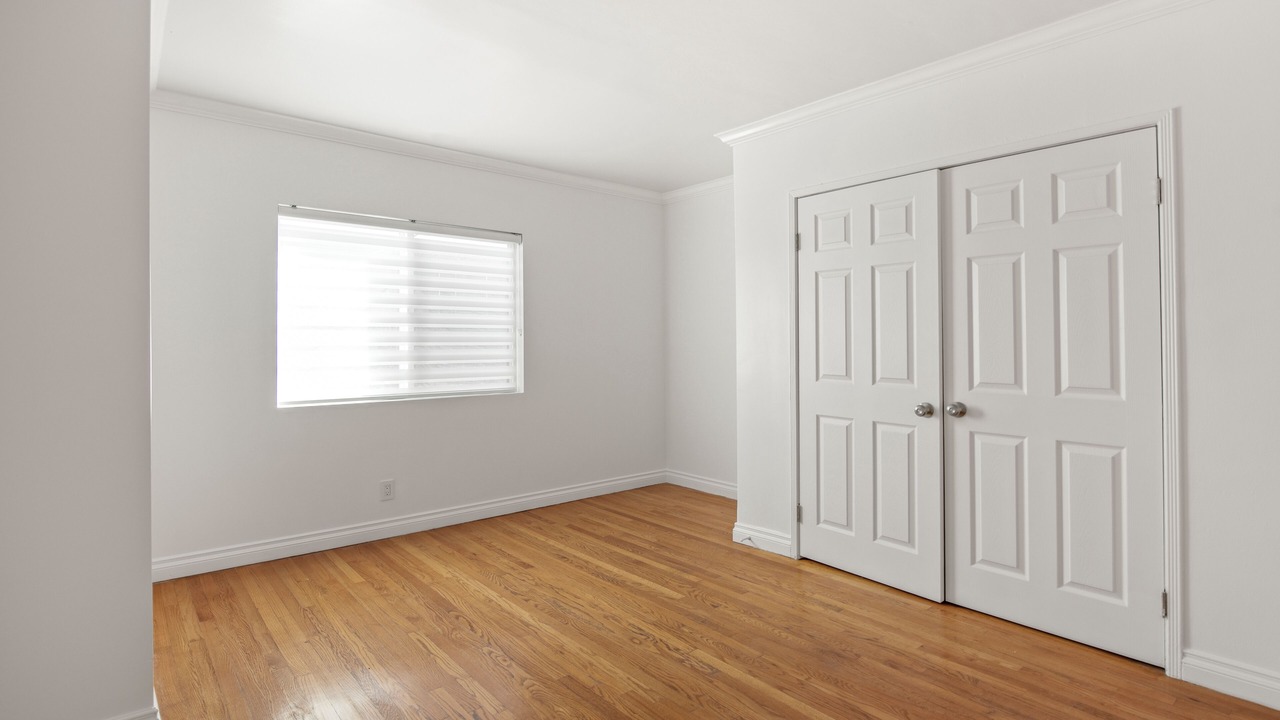 Photo of Others in Valley Glen