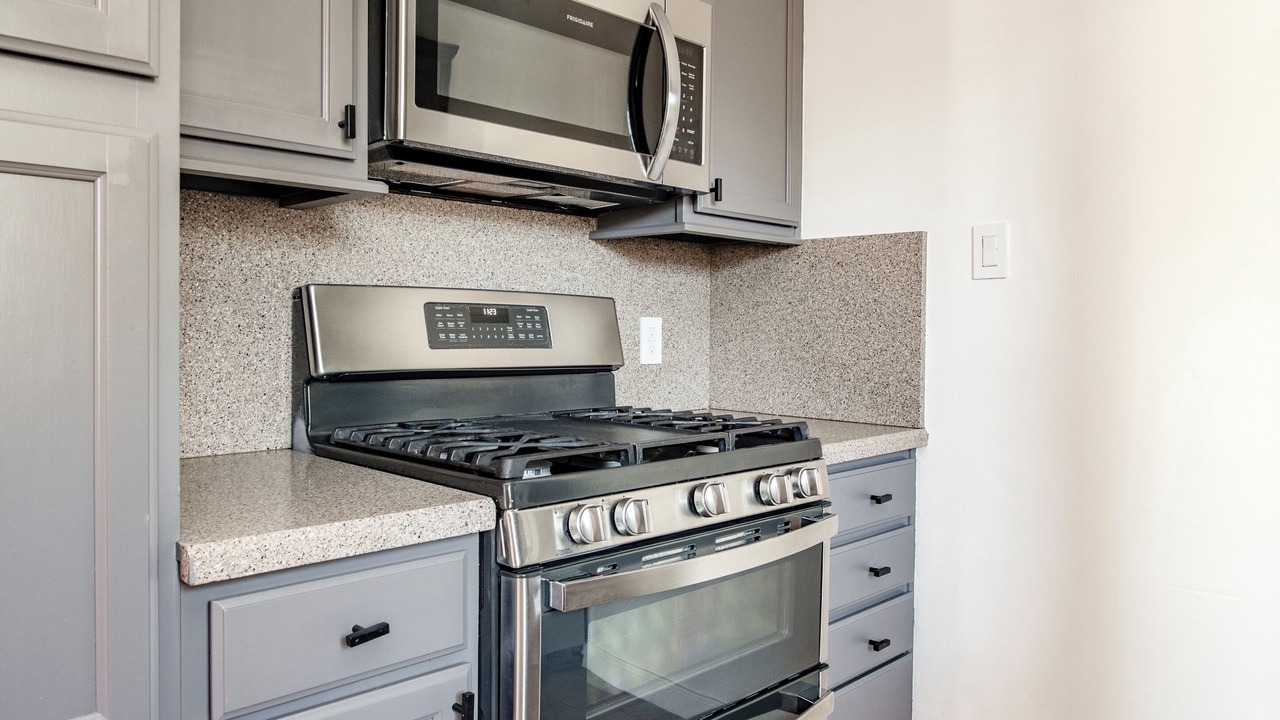 Photo of Kitchen in Valley Glen