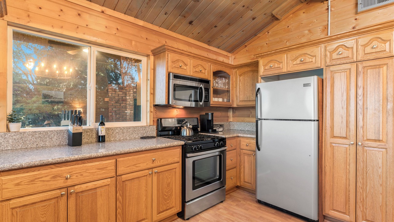 Photo of Kitchen in Crestline