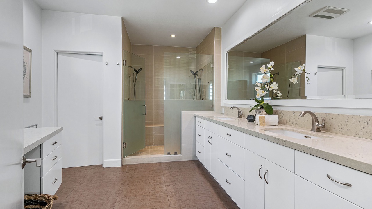 Photo of Bathroom in The Strand