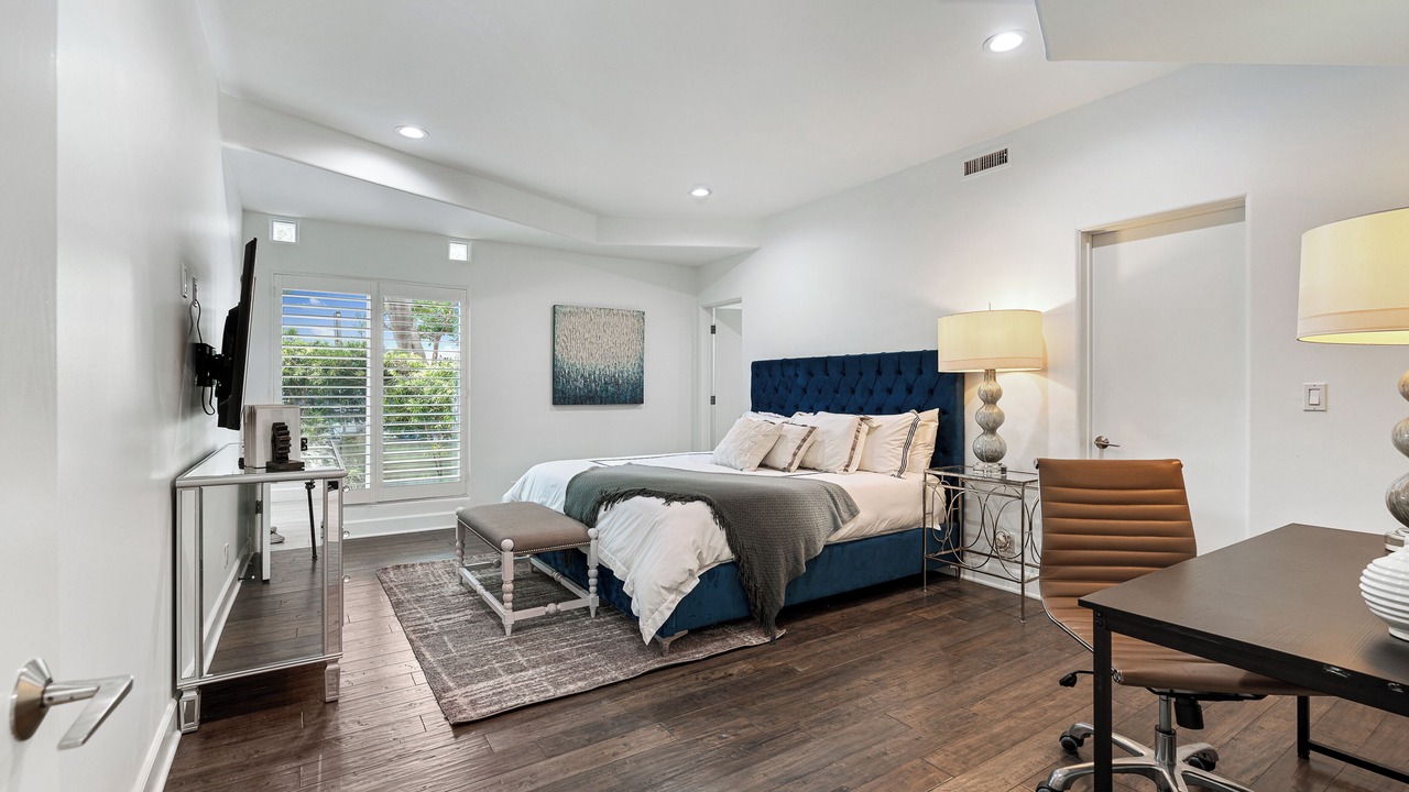 Photo of Bedroom in The Strand
