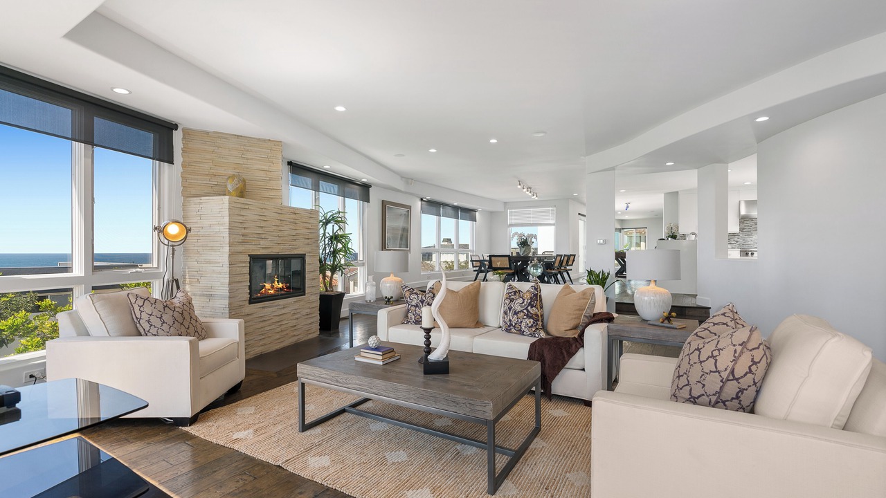 Photo of Livingroom in The Strand