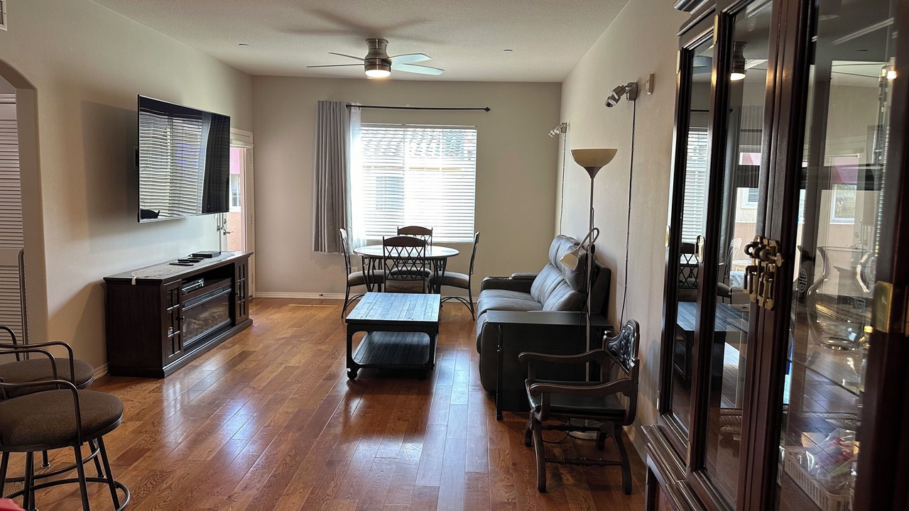 Photo of Livingroom in North Redondo