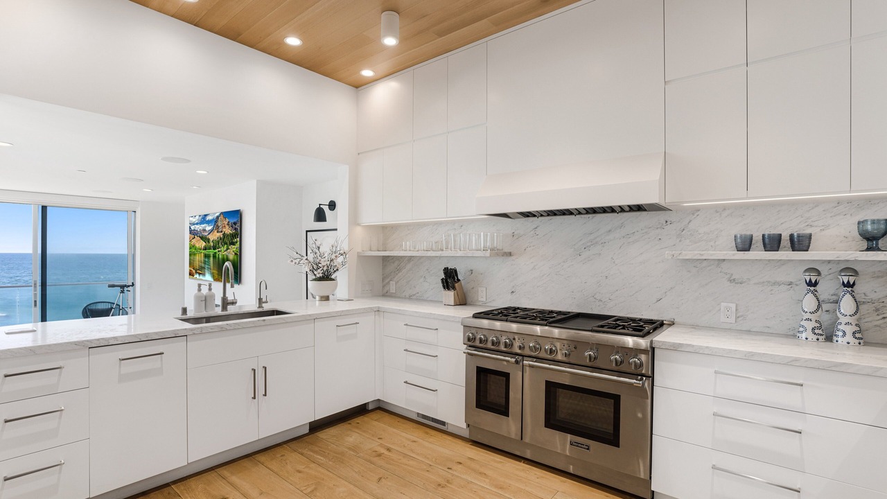 Photo of Kitchen in Eastern Malibu
