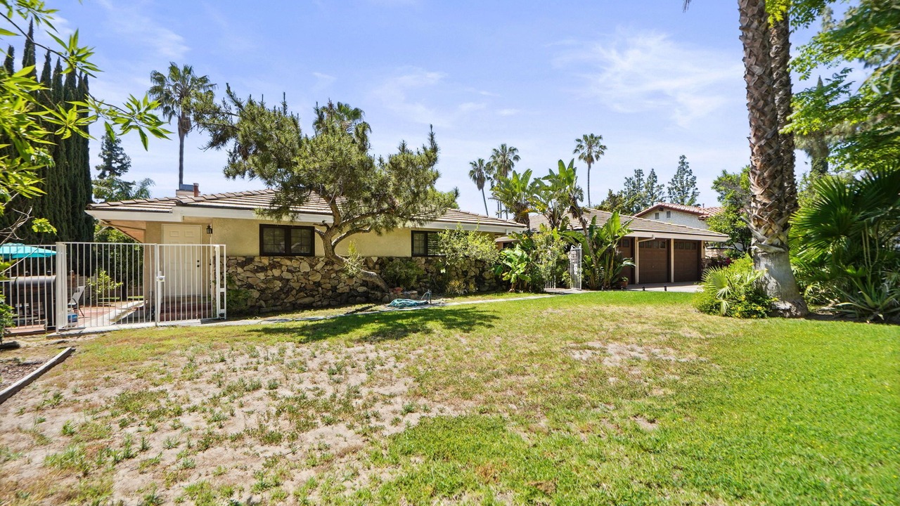 Photo of Outdoor in Porter Ranch