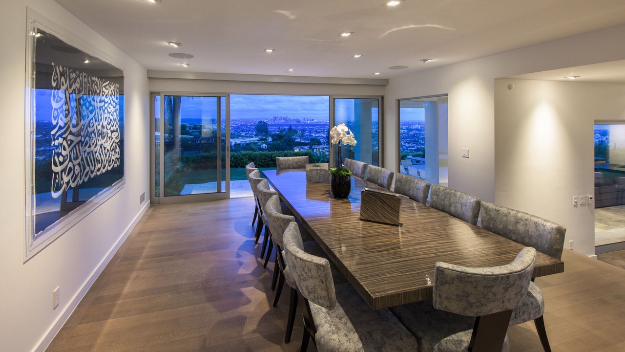 Photo of Others in Hollywood Hills West