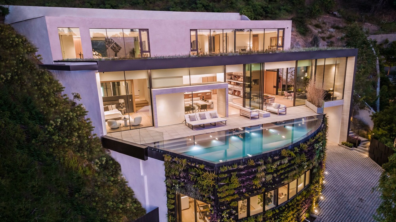 Photo of Outdoor in Beverly Hills