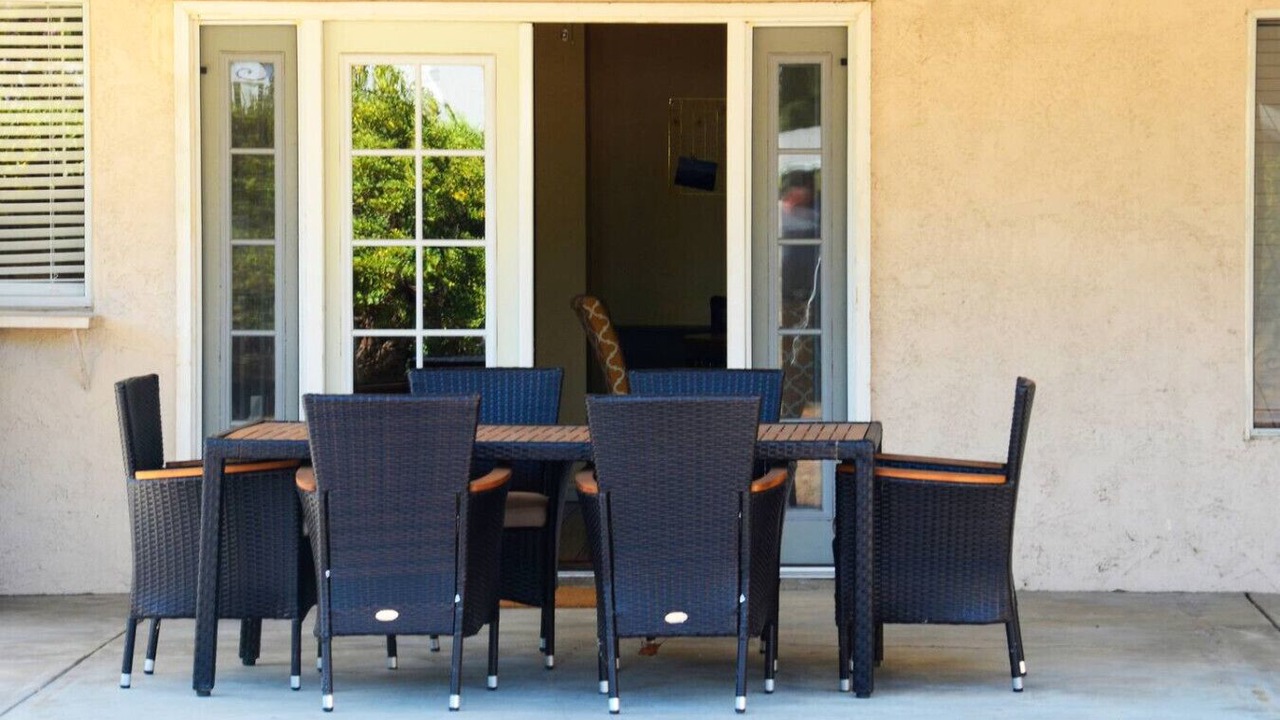 Photo of Outdoor in Canoga Park