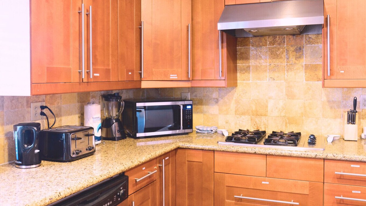Photo of Kitchen in Canoga Park