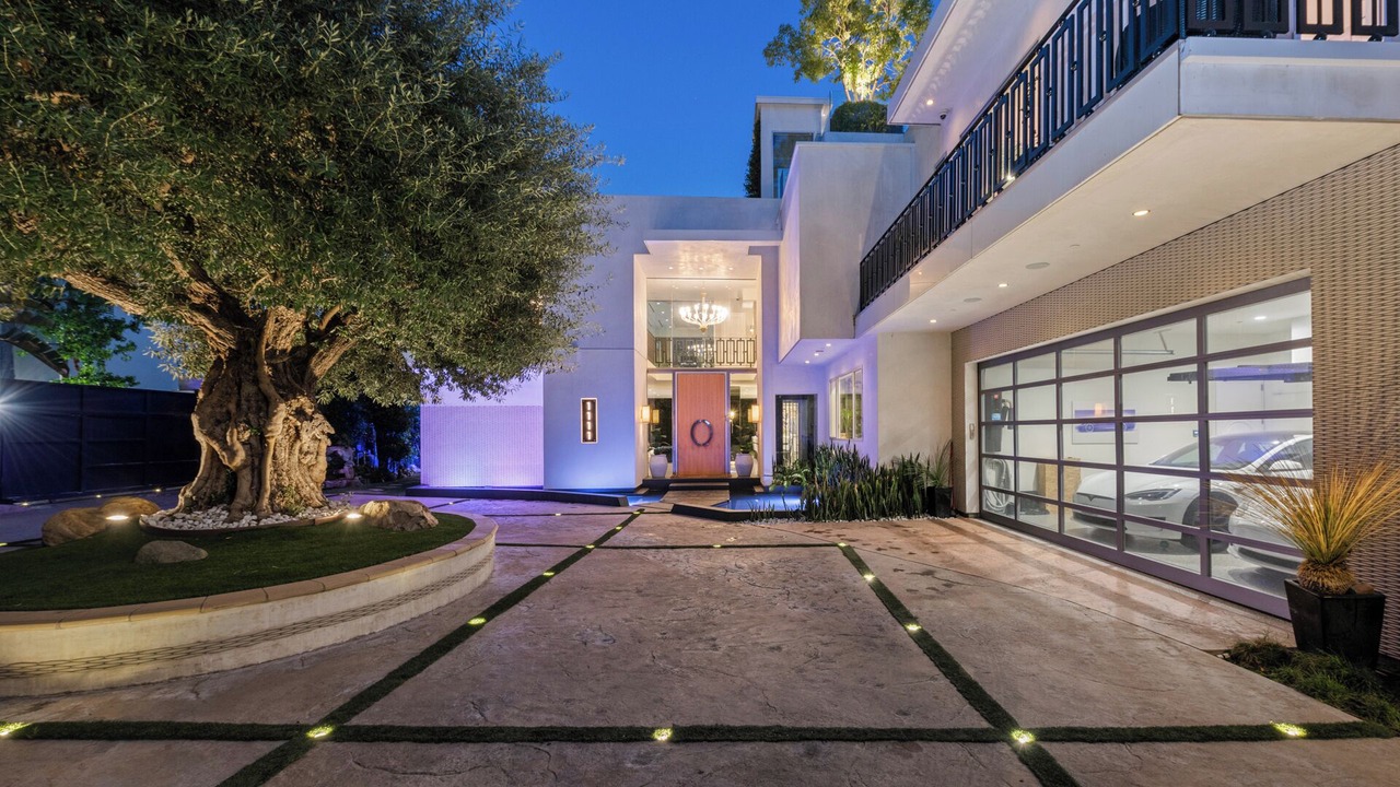 Photo of Outdoor in Beverly Hills