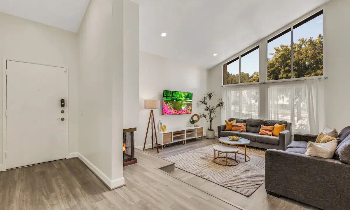 Photo of Livingroom in South Redondo