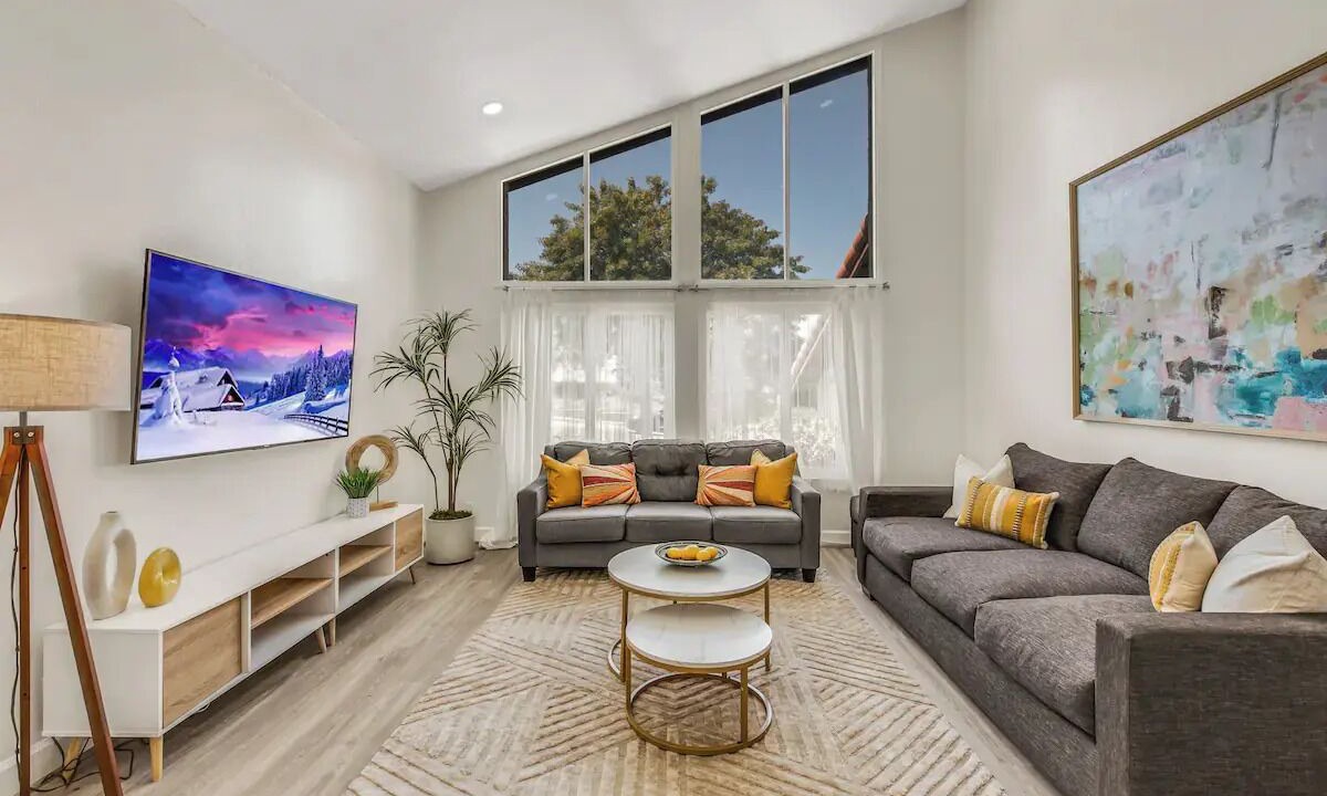 Photo of Livingroom in South Redondo