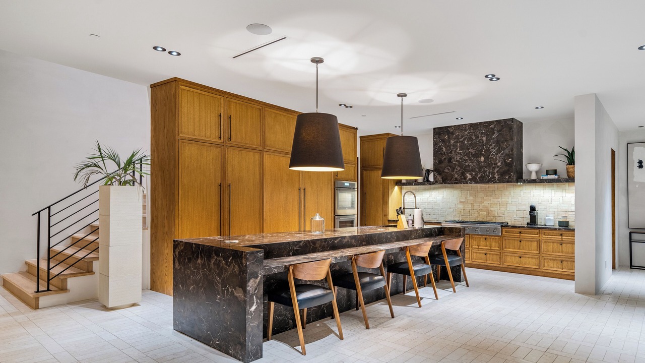 Photo of Kitchen in Hollywood Dell