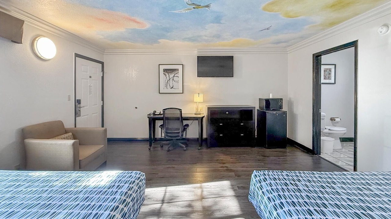 Photo of Bedroom in Southeast Anaheim