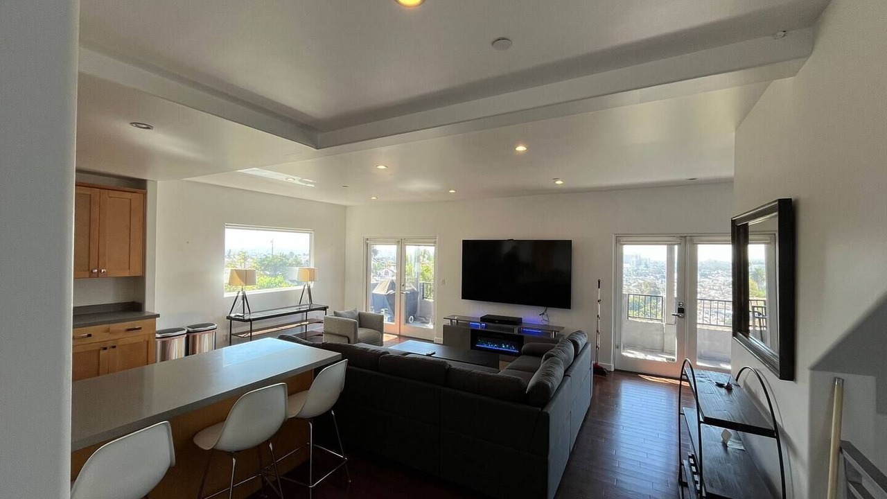 Photo of Livingroom in Los Angeles